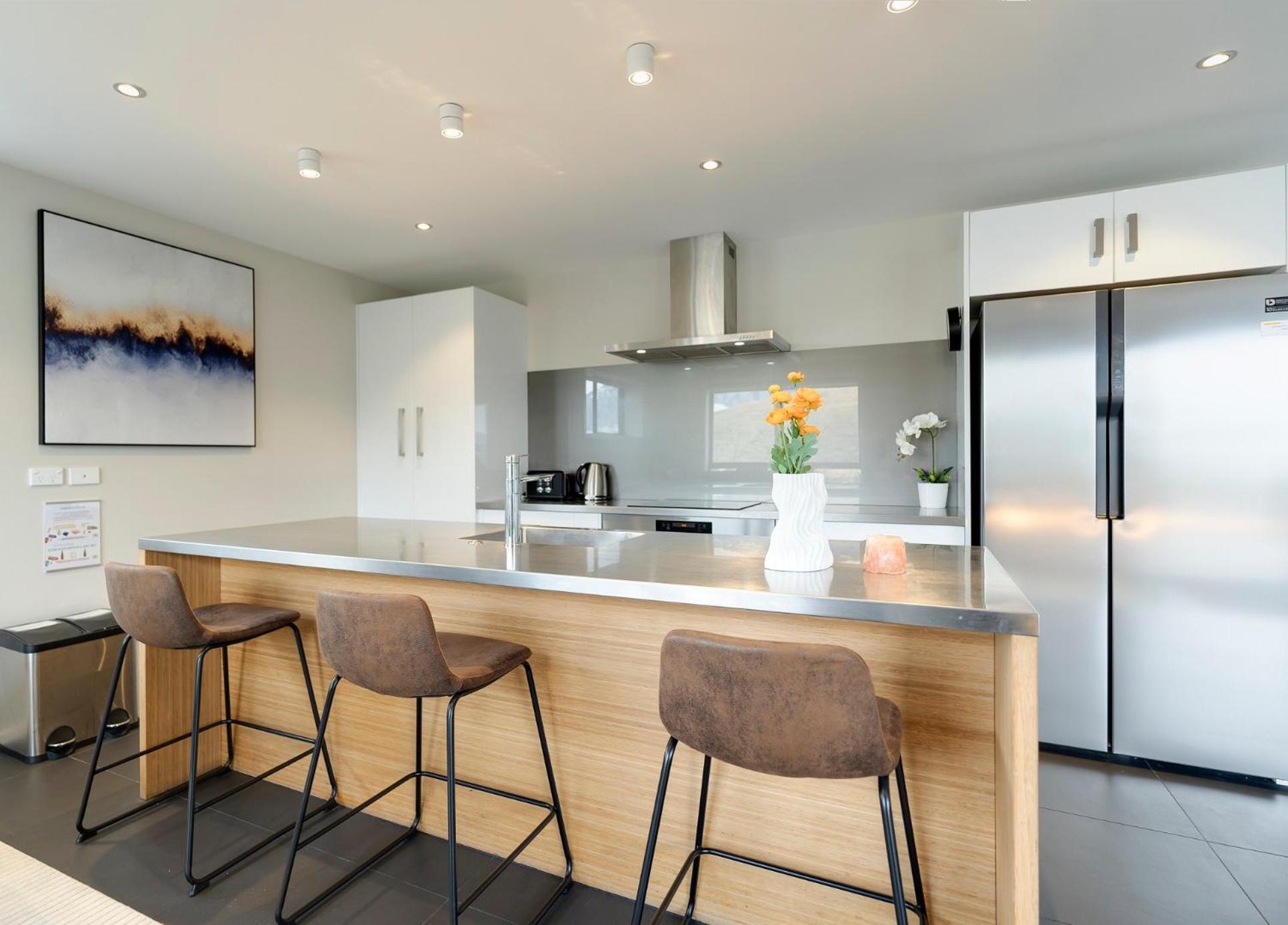 Queenstown Lake And Mountain View Retreat Free Wifi Free Street Parking Buitenkant foto